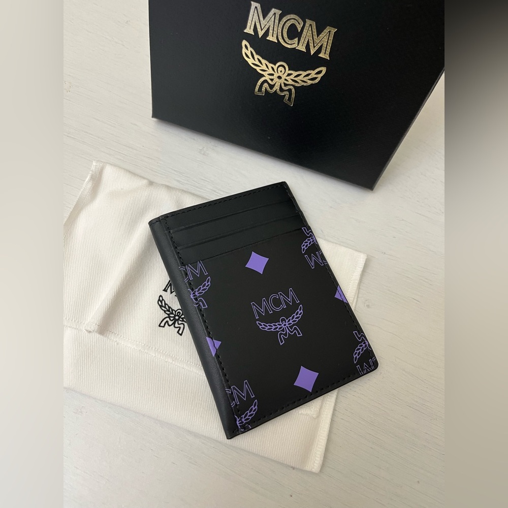 NWT MCM Visetos Monogram Card Case